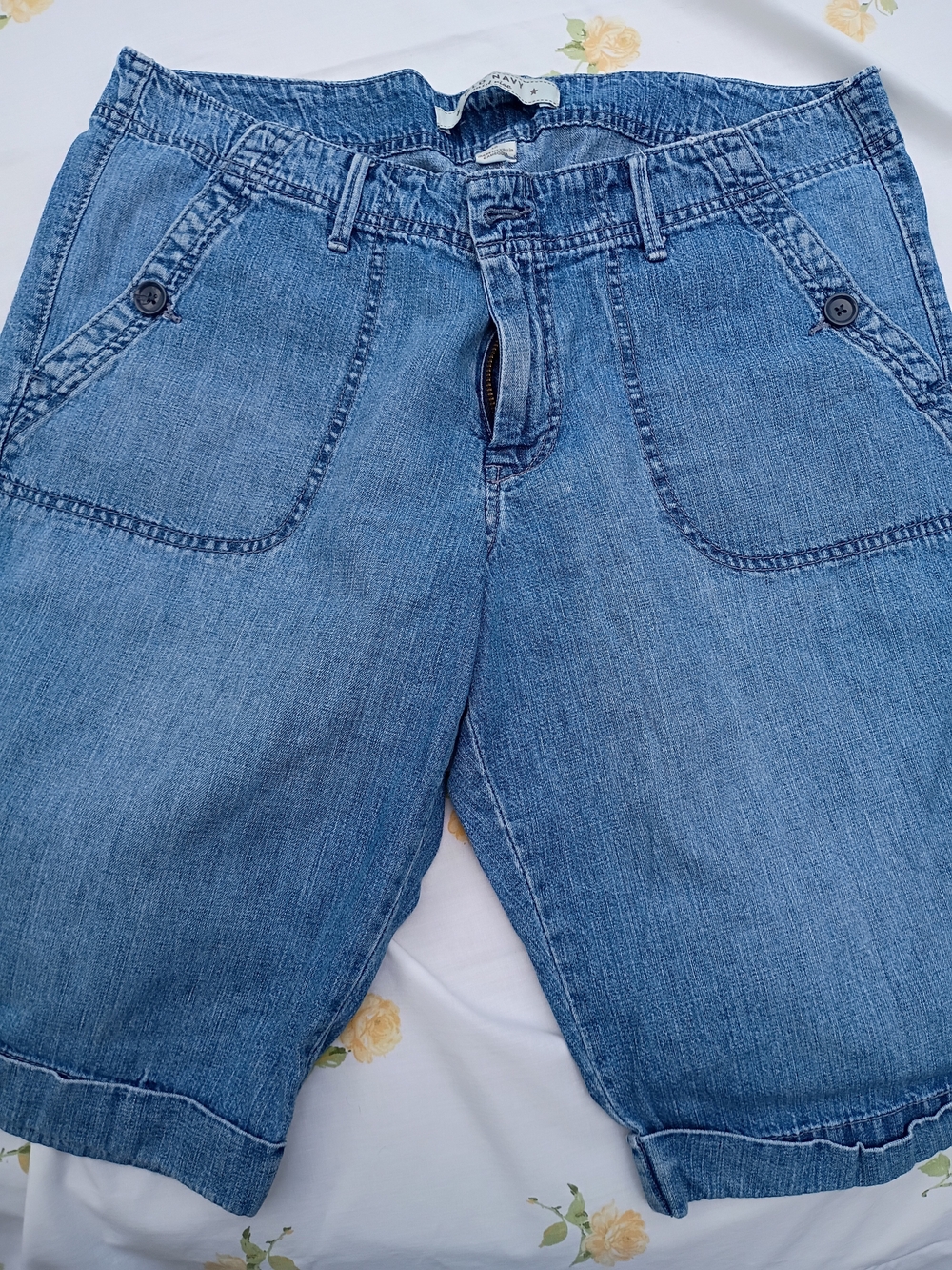 Old Navy Women's Light Blue Denim Shorts